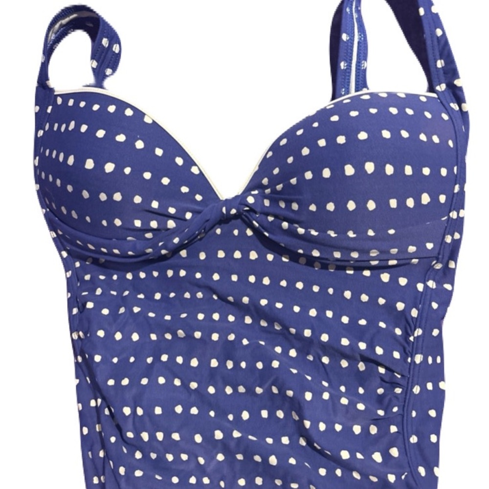 One piece swim suit size small 6